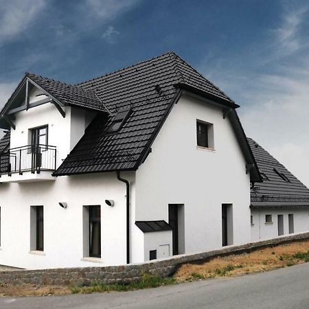 Penzion Na Zlate Ceste Tachov  Bagian luar foto