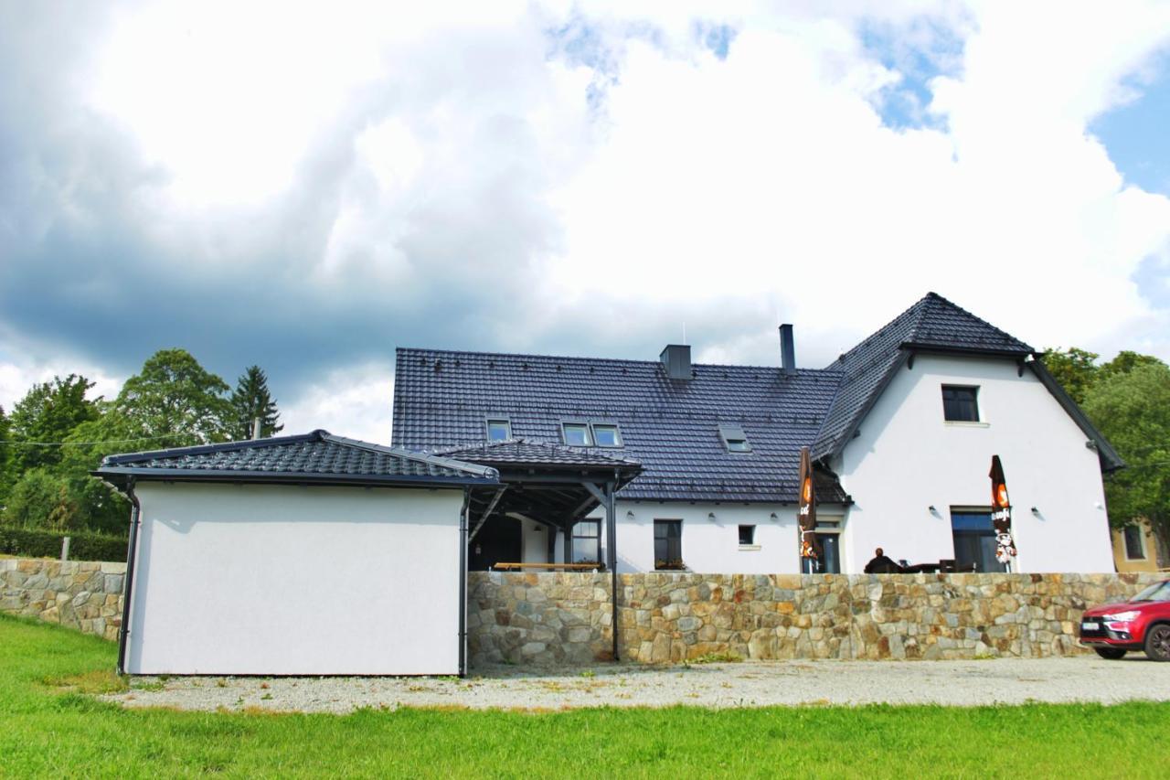 Penzion Na Zlate Ceste Tachov  Bagian luar foto